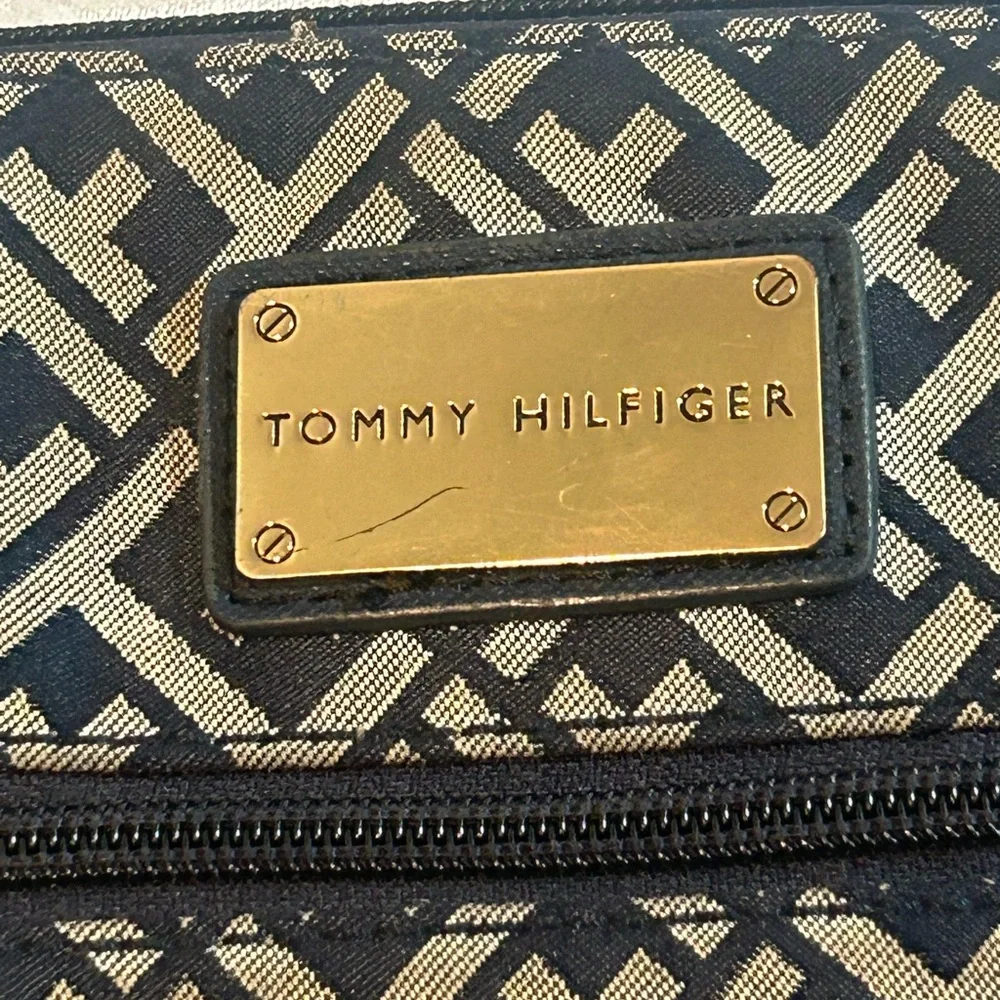 Tommy‎ Hilfiger Black and Tan Crossbody Bag